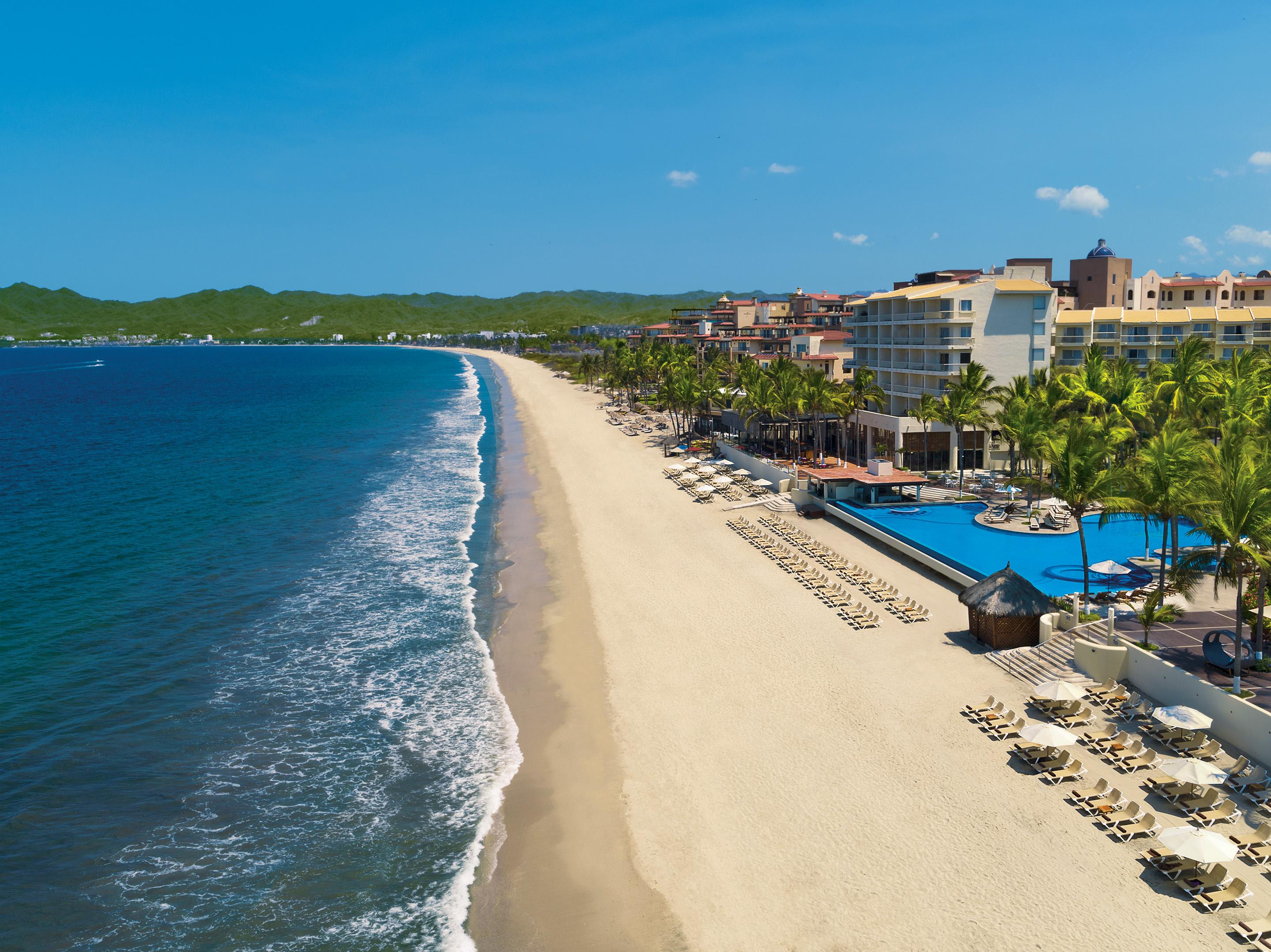 Krystal Grand Nuevo Vallarta Bagian luar foto
