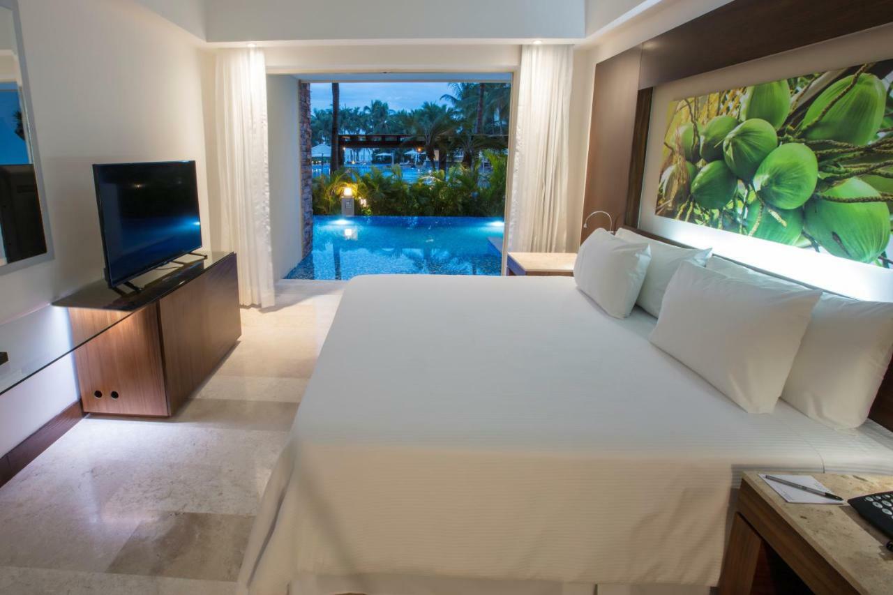 Krystal Grand Nuevo Vallarta Bagian luar foto