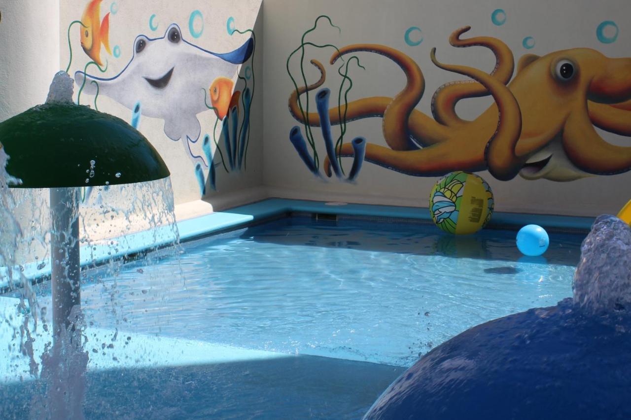Krystal Grand Nuevo Vallarta Bagian luar foto